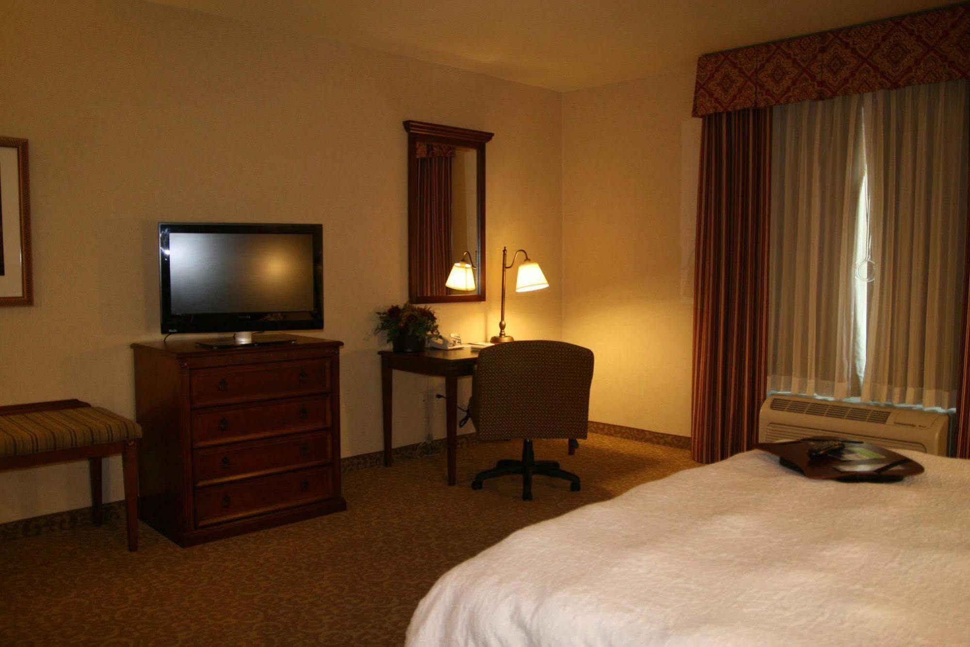 Hampton Inn & Suites Lodi Oda fotoğraf