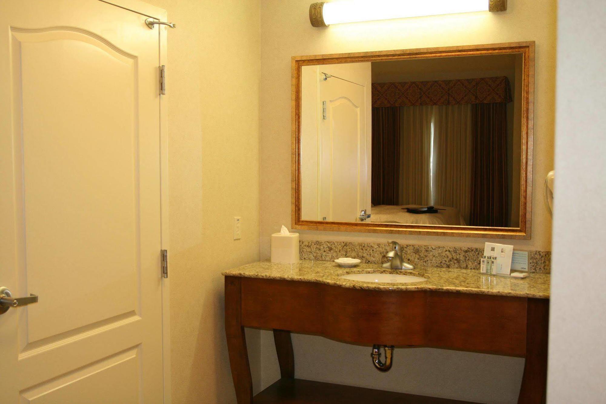 Hampton Inn & Suites Lodi Oda fotoğraf
